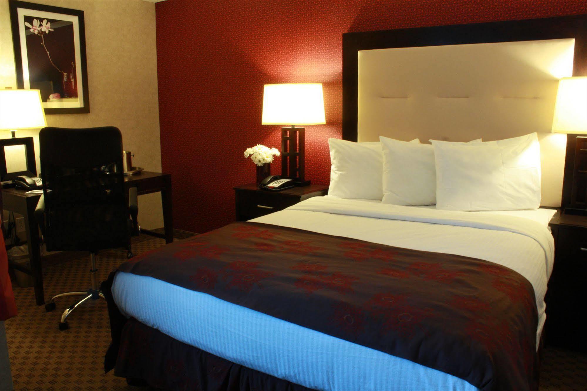 Hotel The Lloyd Stamford, Tapestry Collection By Hilton Extérieur photo